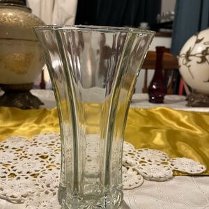 Stylish Transparent Glass Vase